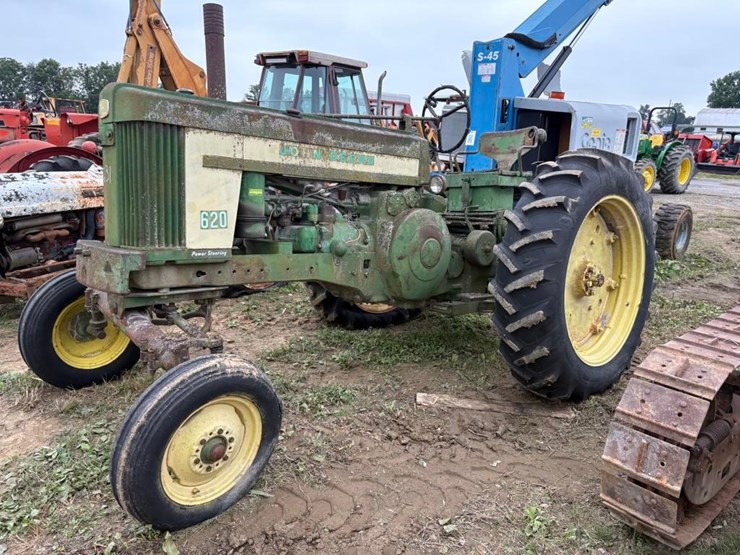 john-deere-620-image-2
