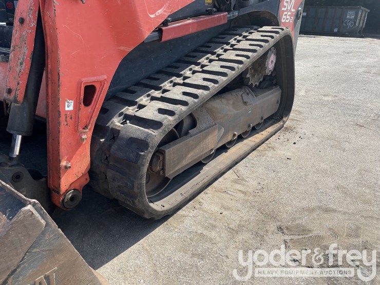 2020-kubota-svl65-2-image-24