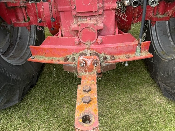 massey-ferguson-4880-image-22