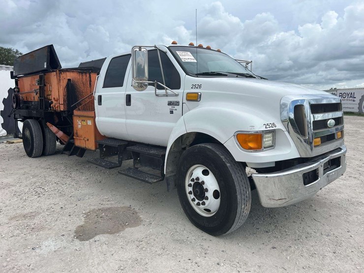 2008-ford-f750-image-2