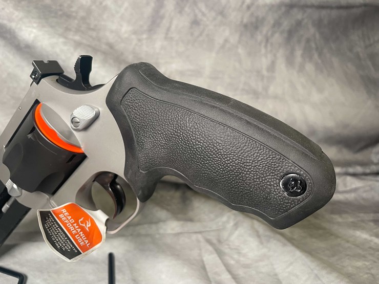 #4526-•-taurus-raging-hunter-454-casull-revolver,-sn:-agc081045-image-20