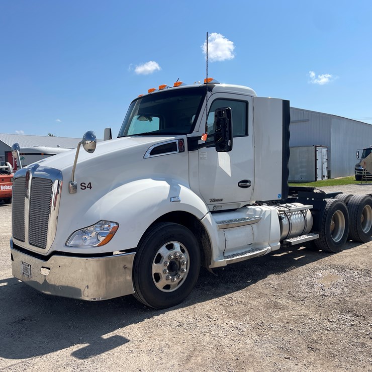 2014 KENWORTH T680