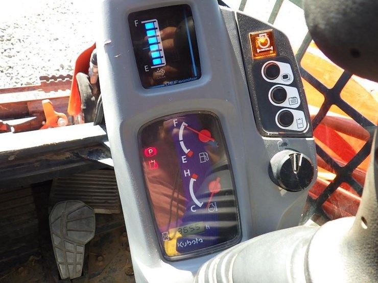 2019-kubota-svl95-2s-image-29