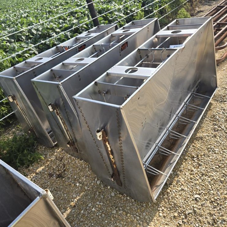 #3866 • (3) SMIDLEY STAINLESS STEEL FEEDERS