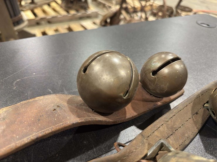 brass-sleigh-bells-on-leather-strap-image-3