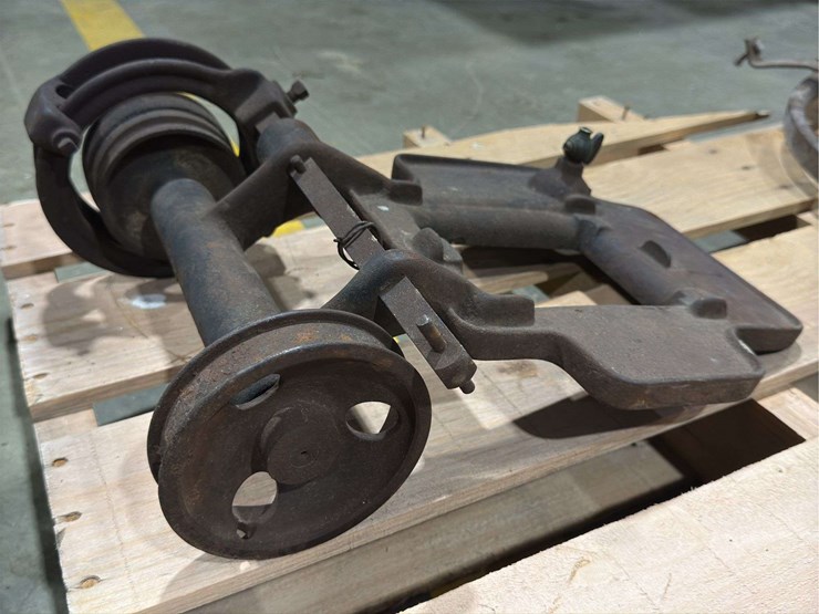 various-industrial-salvage-parts-likely-from-the-late-1800's-image-29