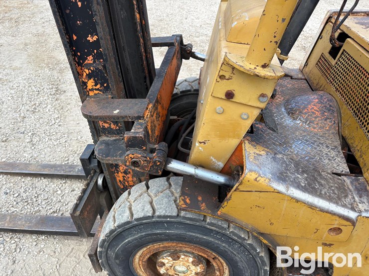 yale-propane-forklift-image-13