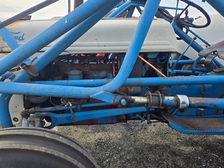 ford-8n-image-7