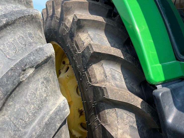 john-deere-8410-image-18