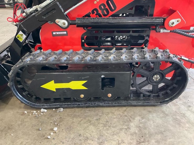 #1011-•-unused-future-ft380r-mini-skid-steer-image-29