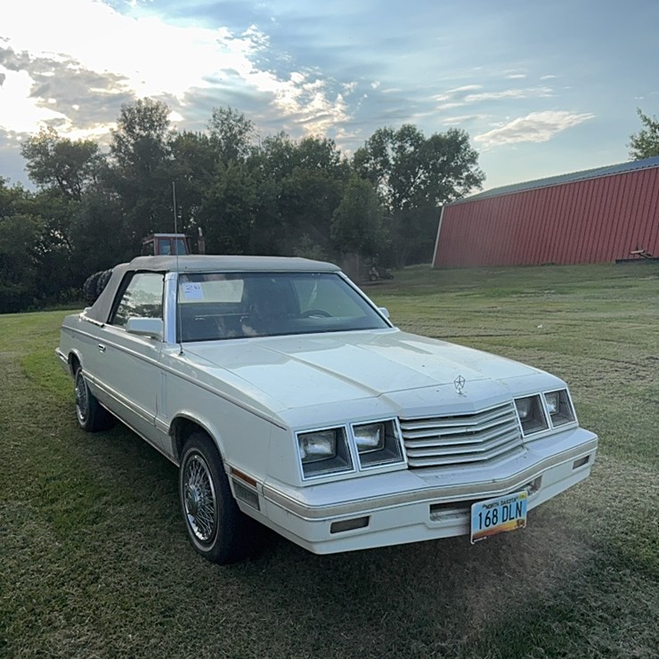 ￼ Dodge model 400 convertible, been shedded, clean, runs good