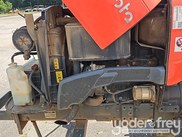 2020-kubota-l2501f-image-18