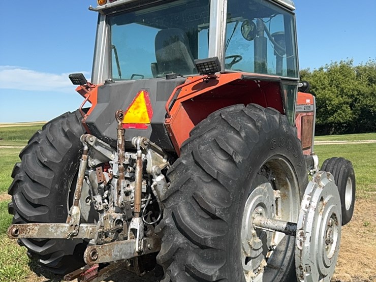 massey-ferguson-2705-image-25
