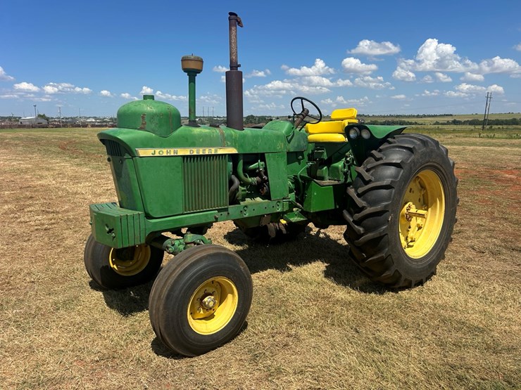 john-deere-3020-image-16
