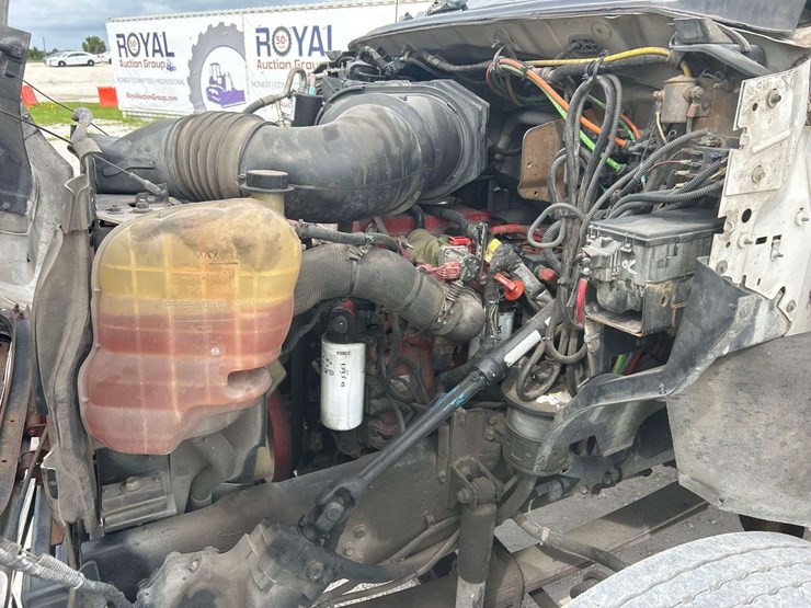 2008-ford-f750-image-7