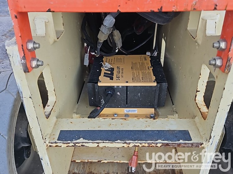 2019-jlg-2632es-image-15