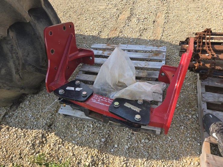 #3892-•-case-ih-steiger-weight-bracket-image-3