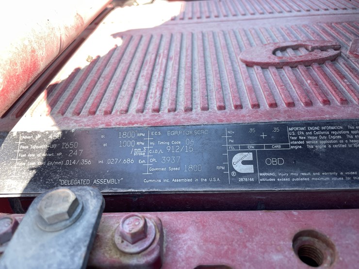 2014-kenworth-t680-image-30