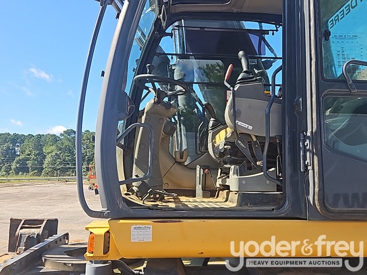 2014-deere-190dw-image-28