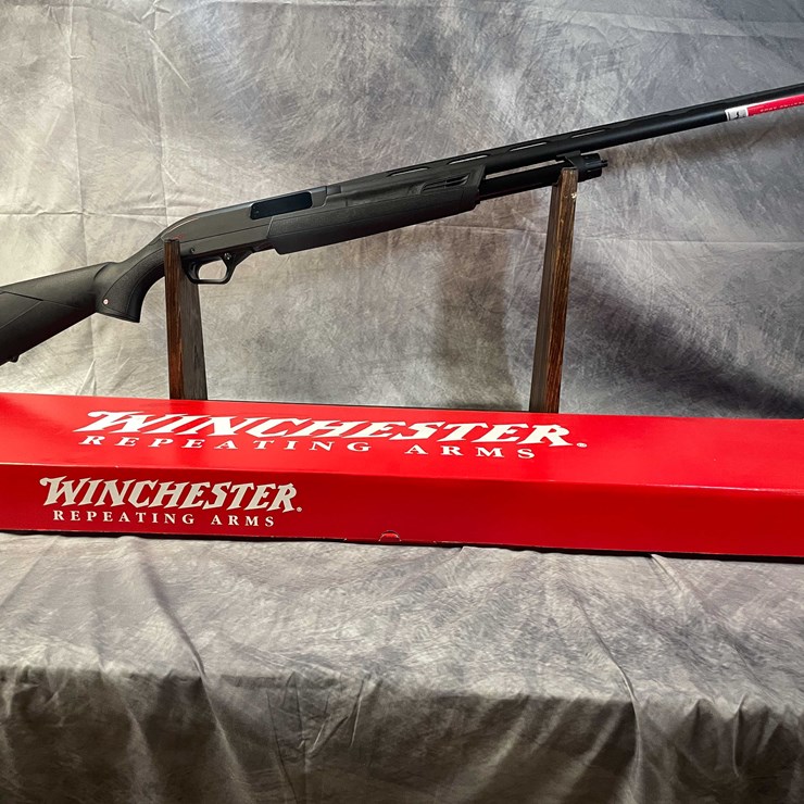 #4612 • Winchester Model 4612 12 Ga. Pump Action Shotgun, SN: TR6022-051946SP