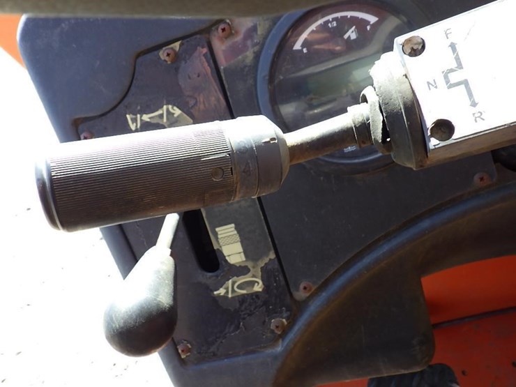 2013-jlg-g6-42a-image-24