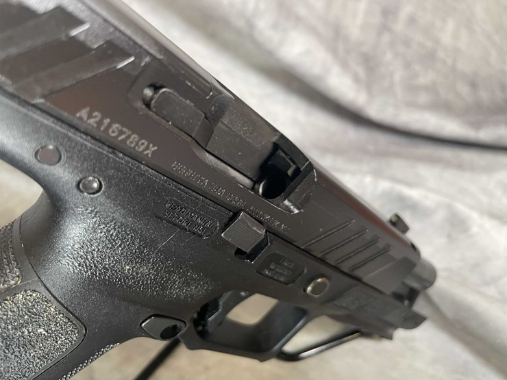 #4552-•-beretta-apx-a1-9mm-luger-pistol,-sn:-a216789x-image-11