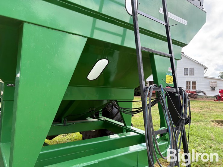 e-z-trail-870-grain-cart-image-19
