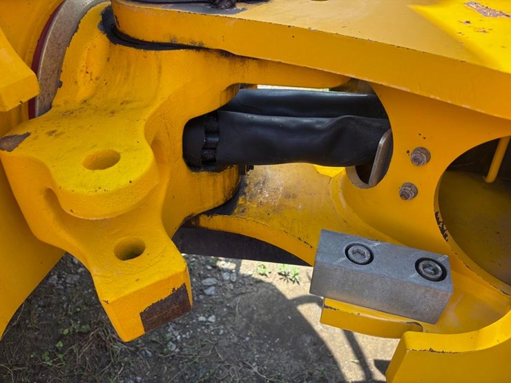 jcb-409-image-8