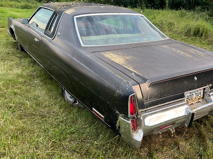 1978-chrysler-new-yorker-2-door-car,-engine-disassembled,-glass-is-good,-leaf-springs-image-11
