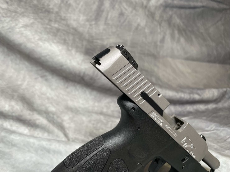 #4532-•-taurus-g2s-9mm-luger-pistol,-sn:-ade322327-image-12
