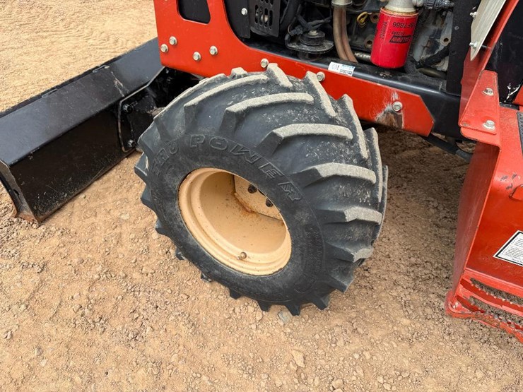 2017-ditch-witch-rt45-image-7