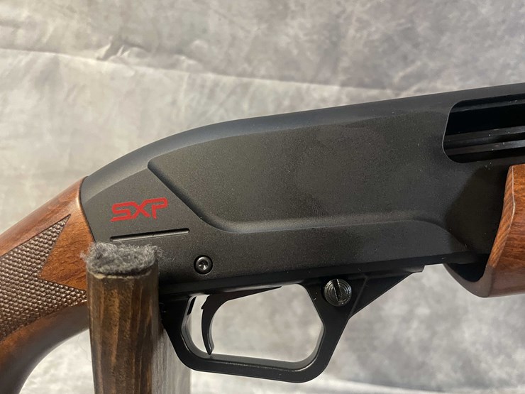 #4614-•-winchester-sxp-20-ga-pump-action-shotgun,-sn:-tr6022-046792sp-image-6