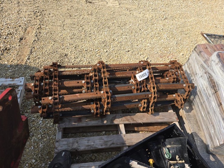 #3893-•-case-ih-7230-combine-feeder-house-chain-image-5