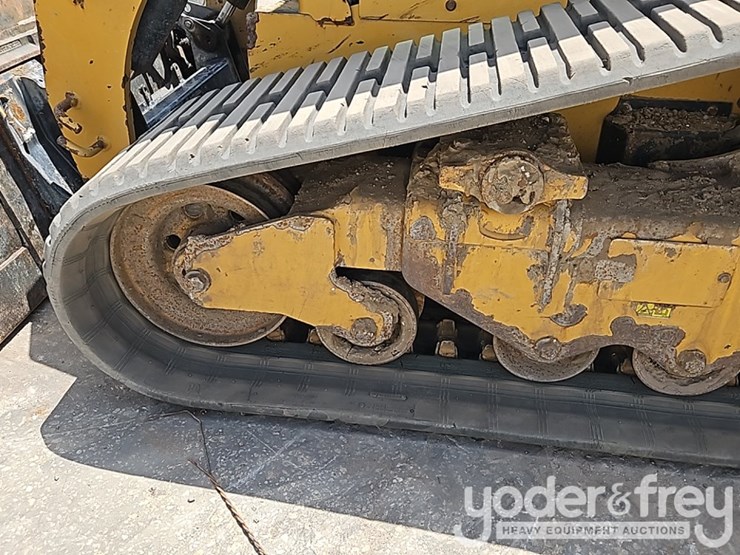 2019-caterpillar-289d-image-17
