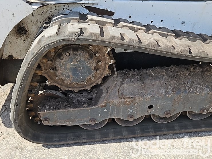 2019-bobcat-t590-image-8
