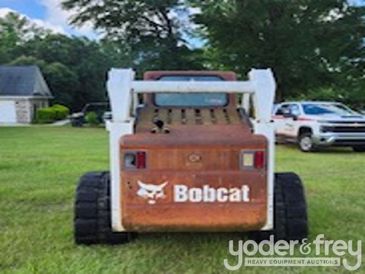 2007-bobcat-t300-image-6