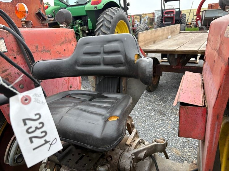 massey-ferguson-165-image-16