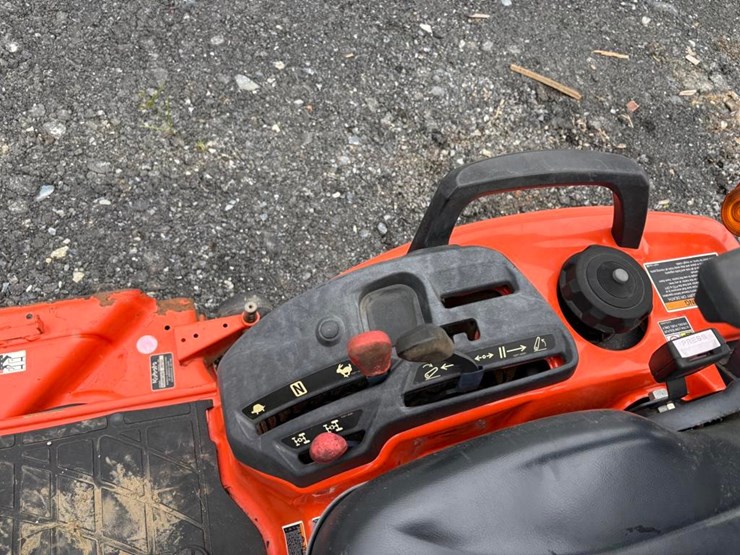 kubota-bx2380-image-22