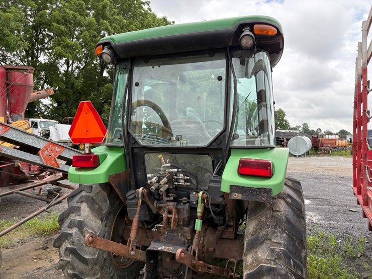 john-deere-5520-image-10