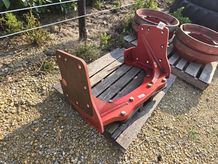 #3848-•-case-ih-steiger-weight-bracket-image-1