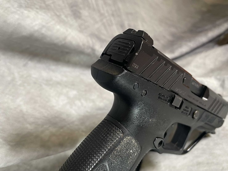 #4552-•-beretta-apx-a1-9mm-luger-pistol,-sn:-a216789x-image-7