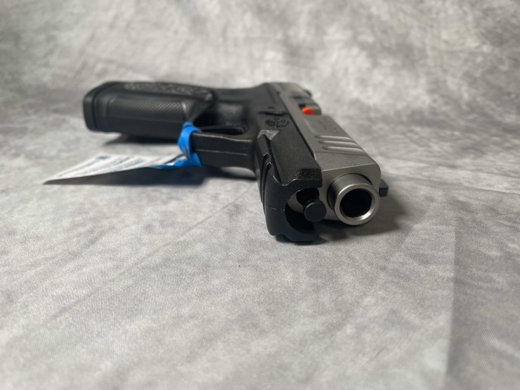 #4528-•-smith-&-wesson-sd40-40-s&w-pistol,-sn:-ehj5910-image-4
