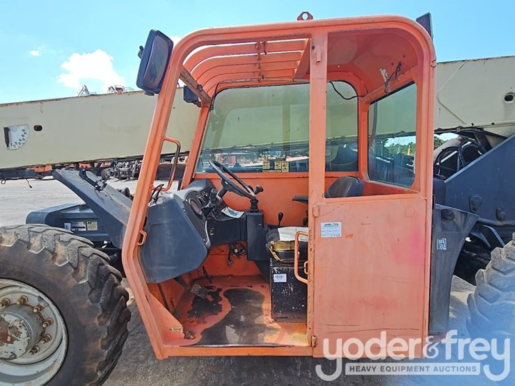 2012-jlg-g9-43a-image-36