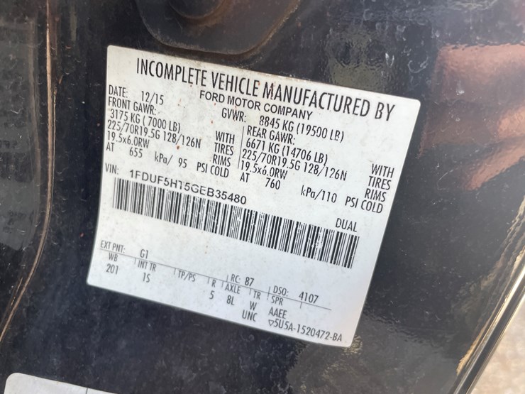2016-ford-f550-image-44