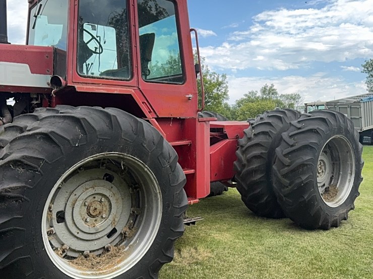 massey-ferguson-4880-image-32