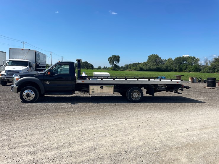 2016-ford-f550-image-8