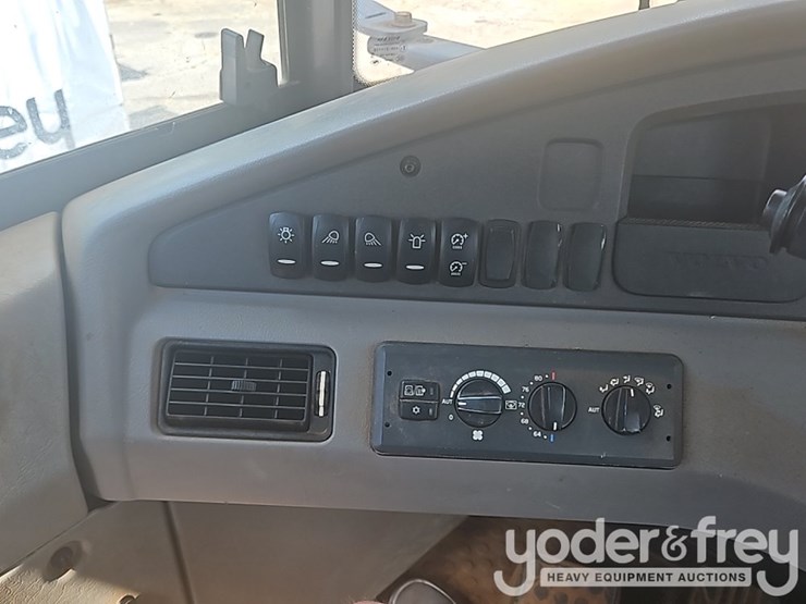 2019-volvo-a45g-image-38
