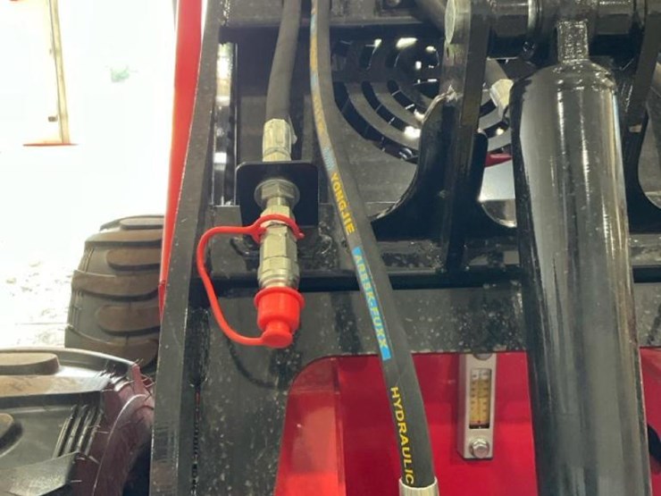 #1015-•-unused-future-ft323w-mini-skid-steer-image-42