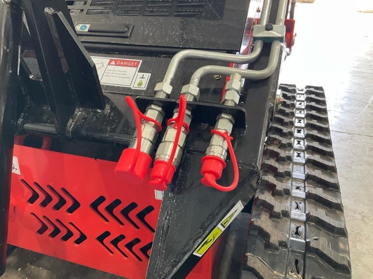 #1012-•-unused-future-ft380r-mini-skid-steer-image-13
