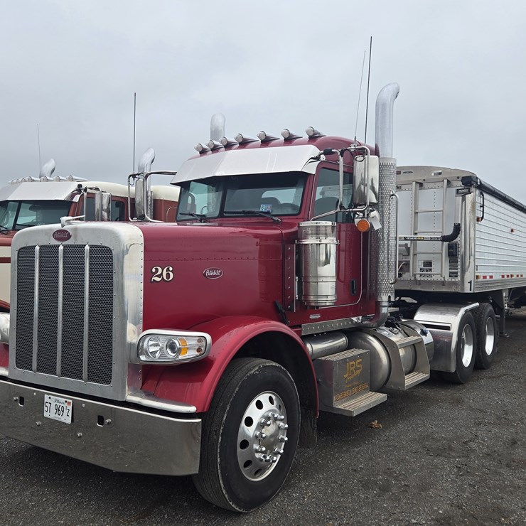 2022 PETERBILT 389